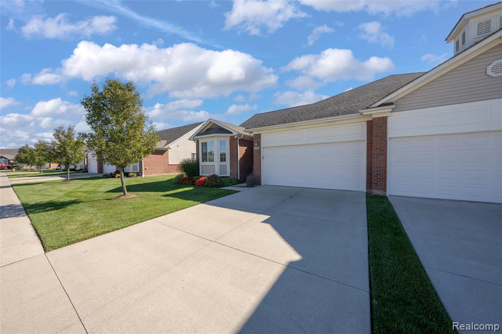 47302 Joanne Smith Lane, New Baltimore, MI — Photo 25