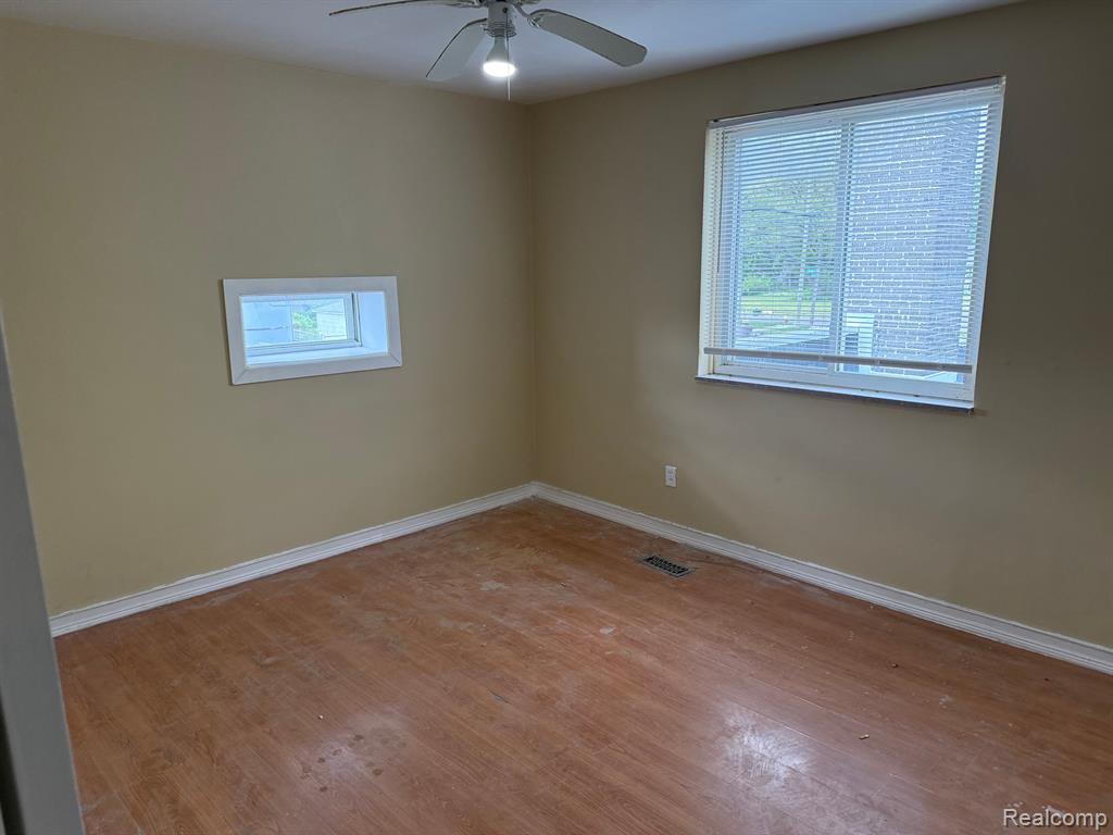 8611-8613 SOUTHFIELD FREEWAY, Detroit, MI 48228 — Photo 15