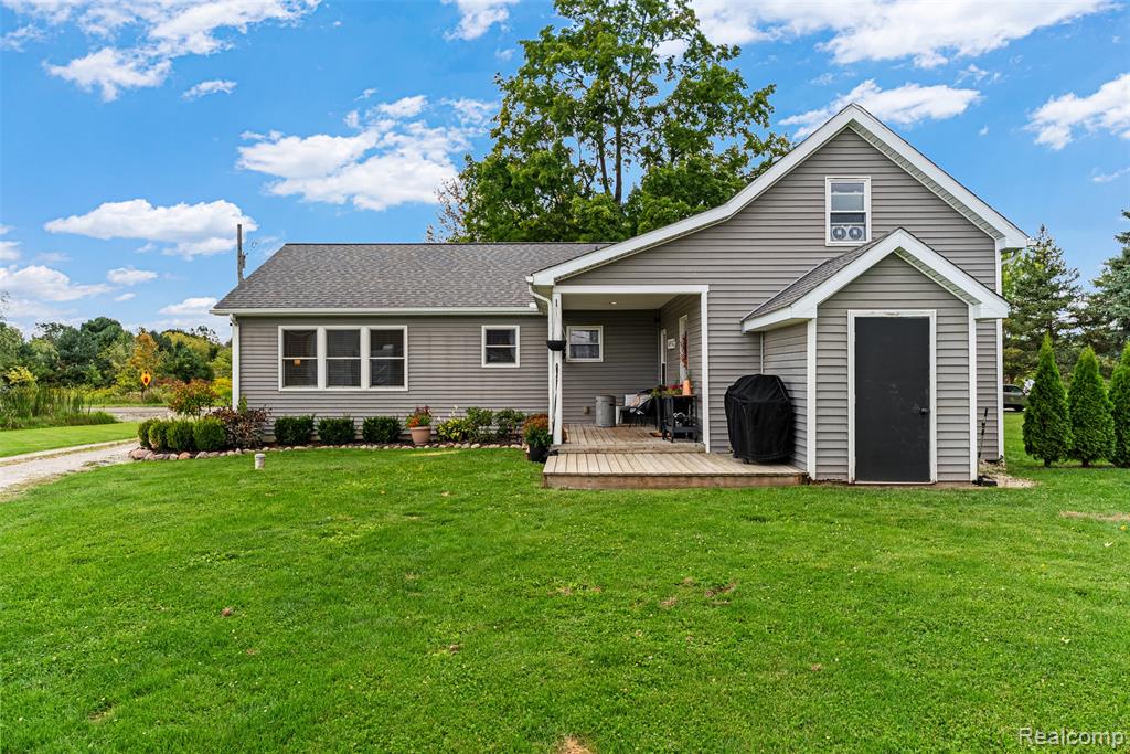 10433 Nichols Road, Gaines Vlg, MI 48436 — Photo 34