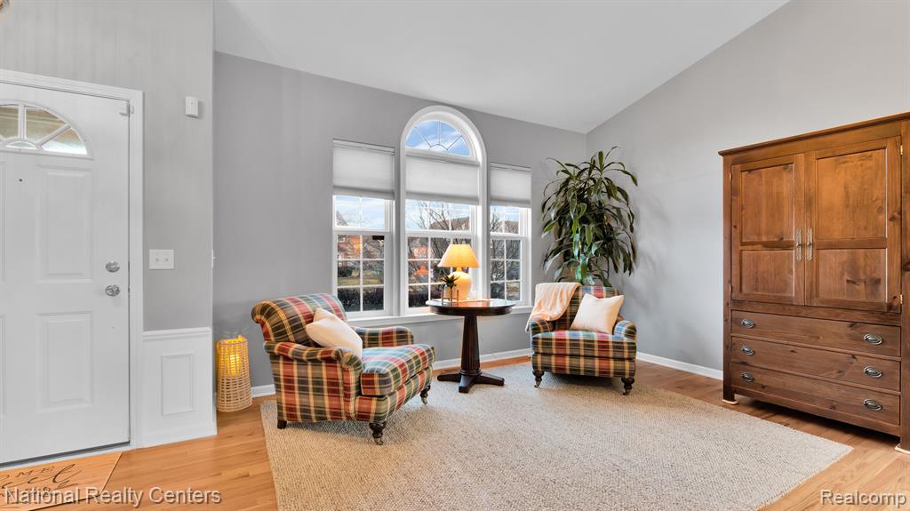 9634 Wexford Drive, Ypsilanti, MI 48198 — Photo 4