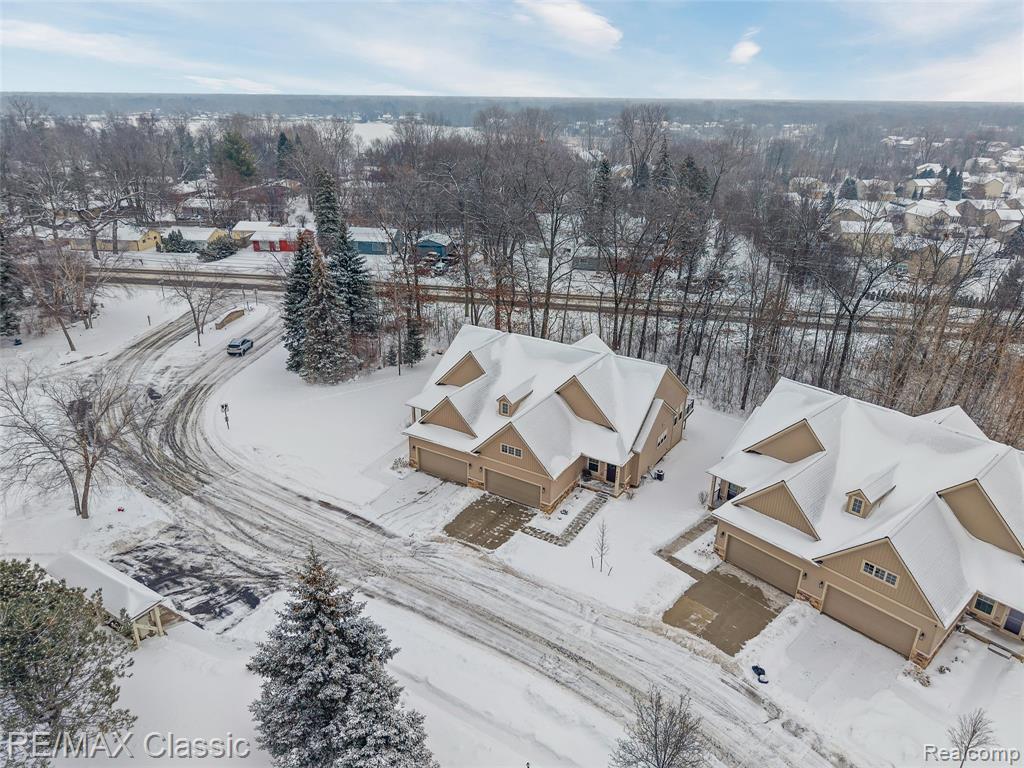 8047 Bridgestone Boulevard, White Lake, MI — Photo 33