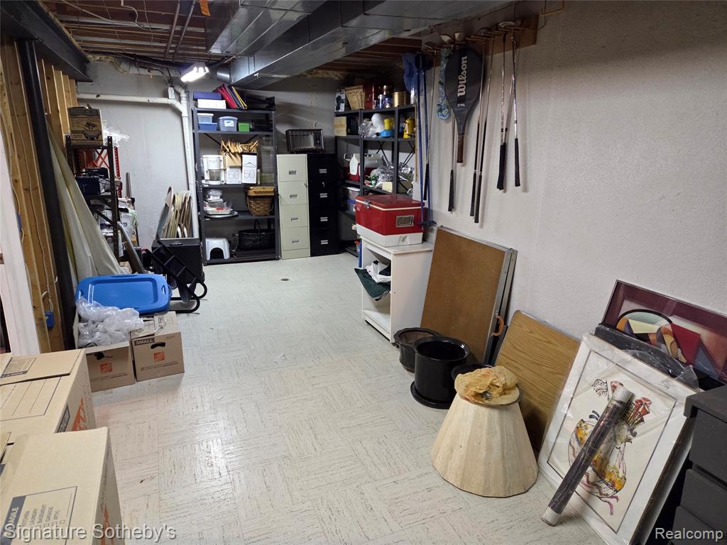 5274 Simpson Lake Road, West Bloomfield, MI 48323 — Photo 36
