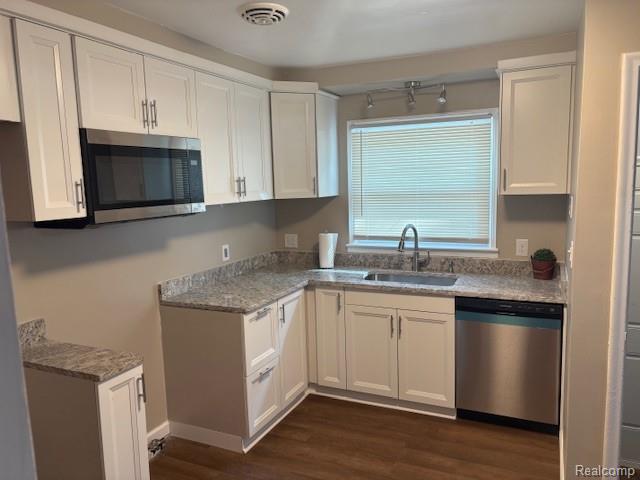23040 Church Street, Oak Park, MI 48237 — Photo 8