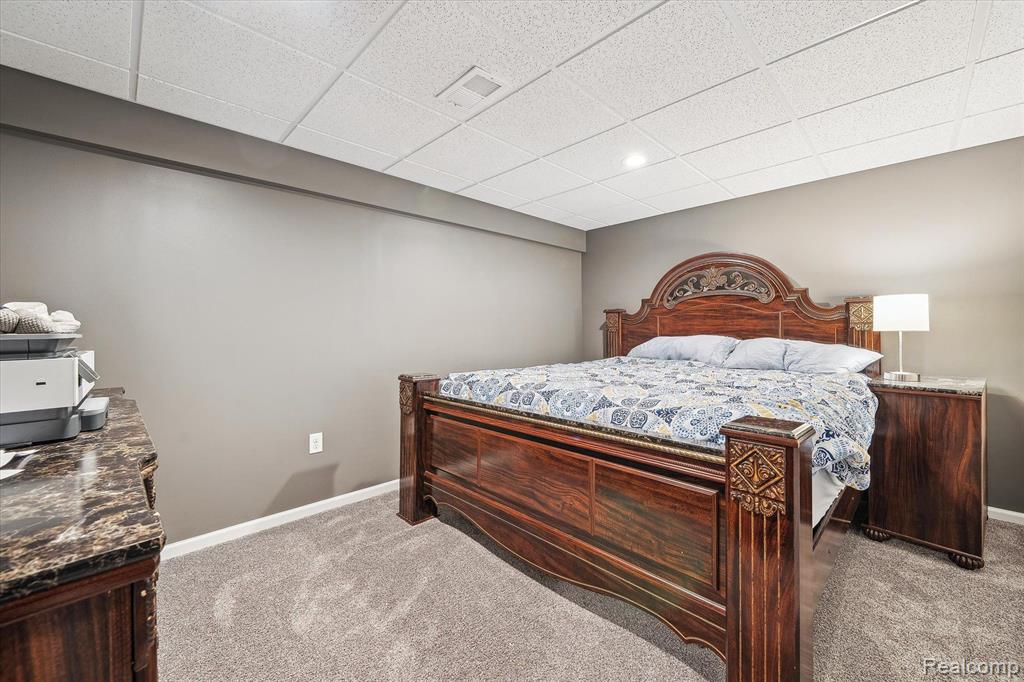5121 HAWKSEYE Trace, Warren, MI 48092 — Photo 38