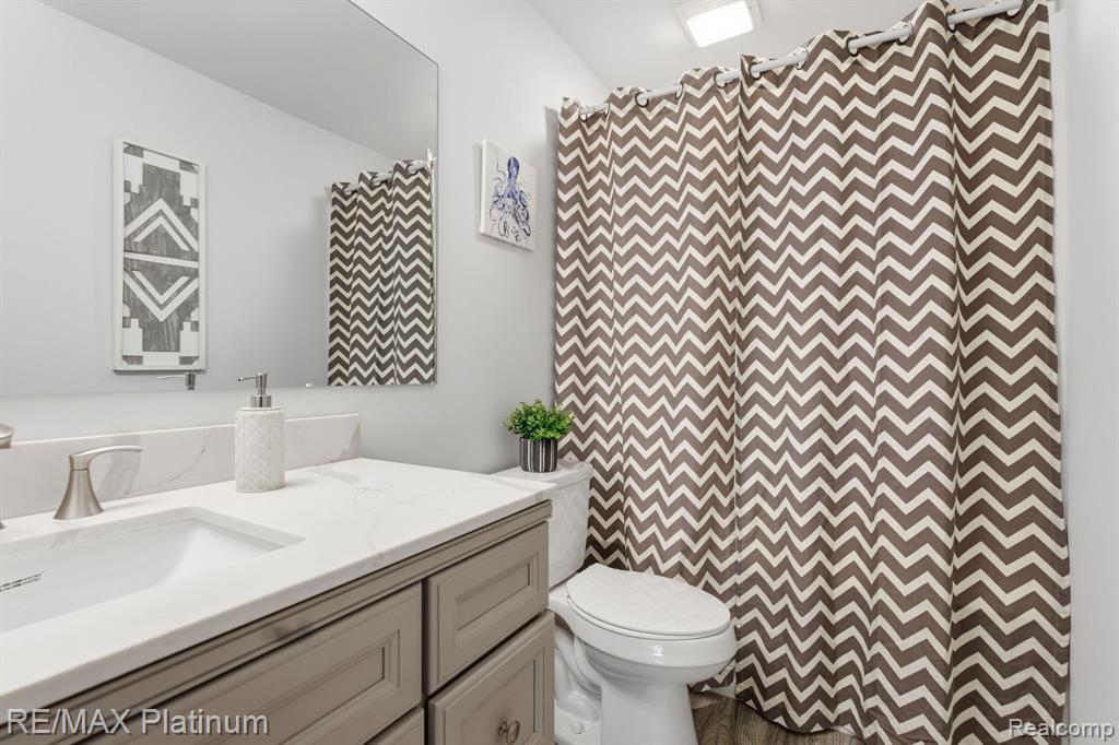 2424 Fisher Road, Howell, MI 48855 — Photo 20