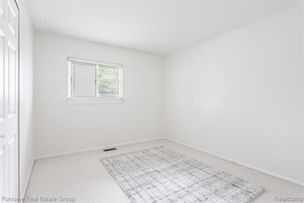 40395 Gilbert Street, Plymouth, MI 48170 — Photo 15