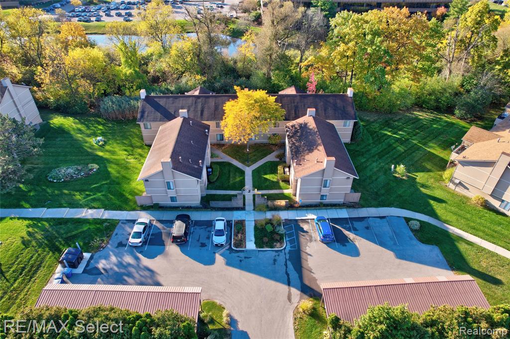 250 Briarcrest Drive, 129, Ann Arbor, MI 48104 — Photo 9