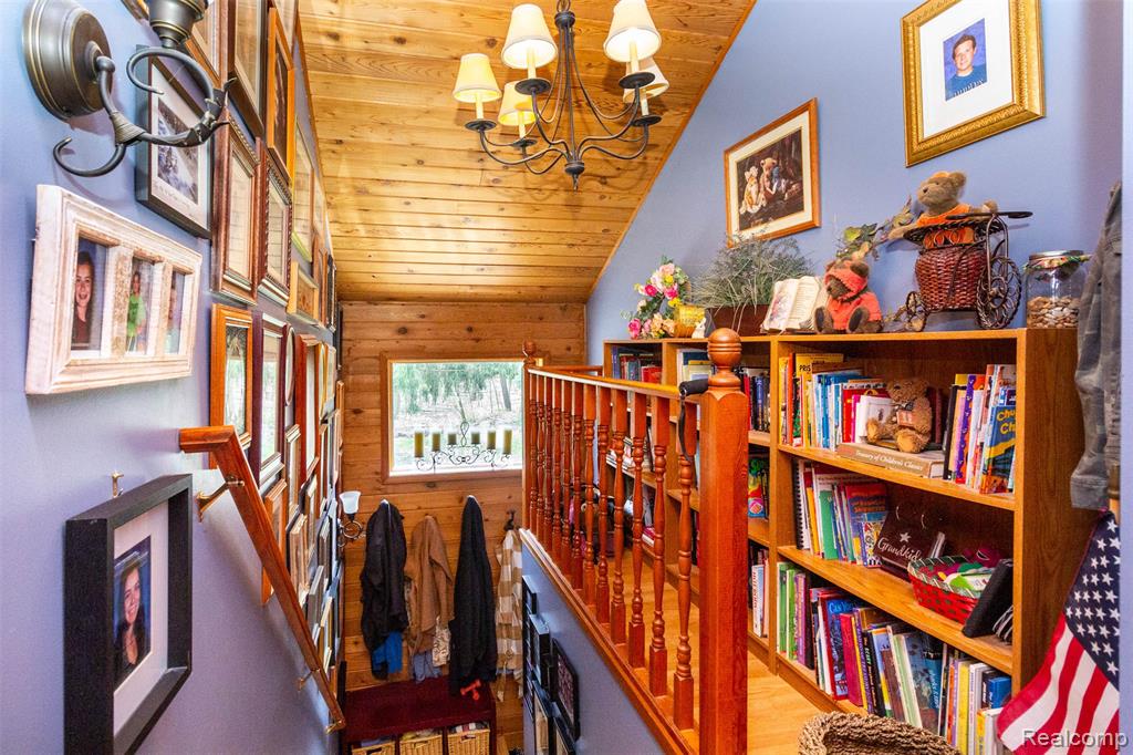 5327 Fern Drive, Fenton, MI 48430 — Photo 22