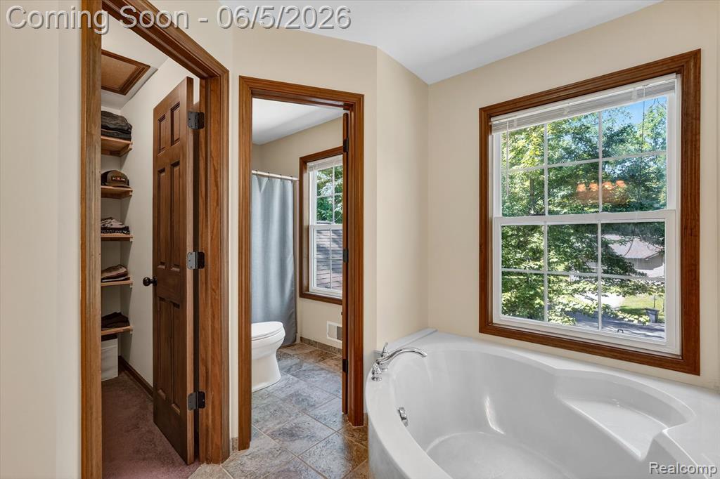 15129 Locust Grove Drive, Byron, MI 48418 — Photo 30