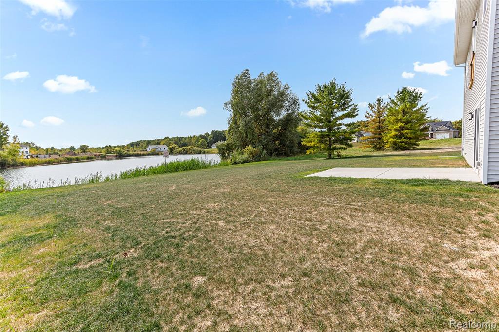 711 W Windward Way, Perry, MI 48872 — Photo 31