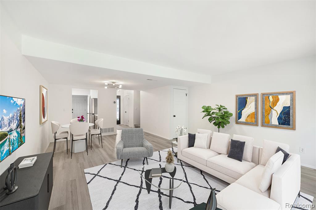 686 Peninsula Court, Ann Arbor, MI 48105 — Photo 10