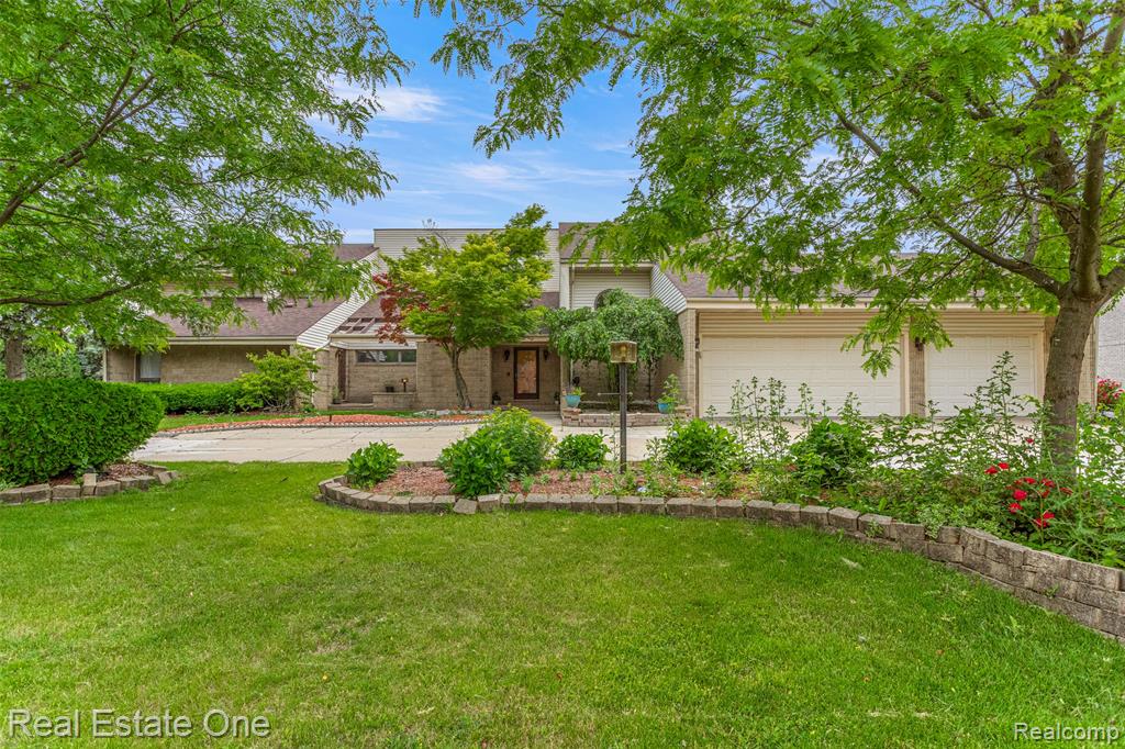 18191 Country Club Circle, Riverview, MI 48193 — Photo 6