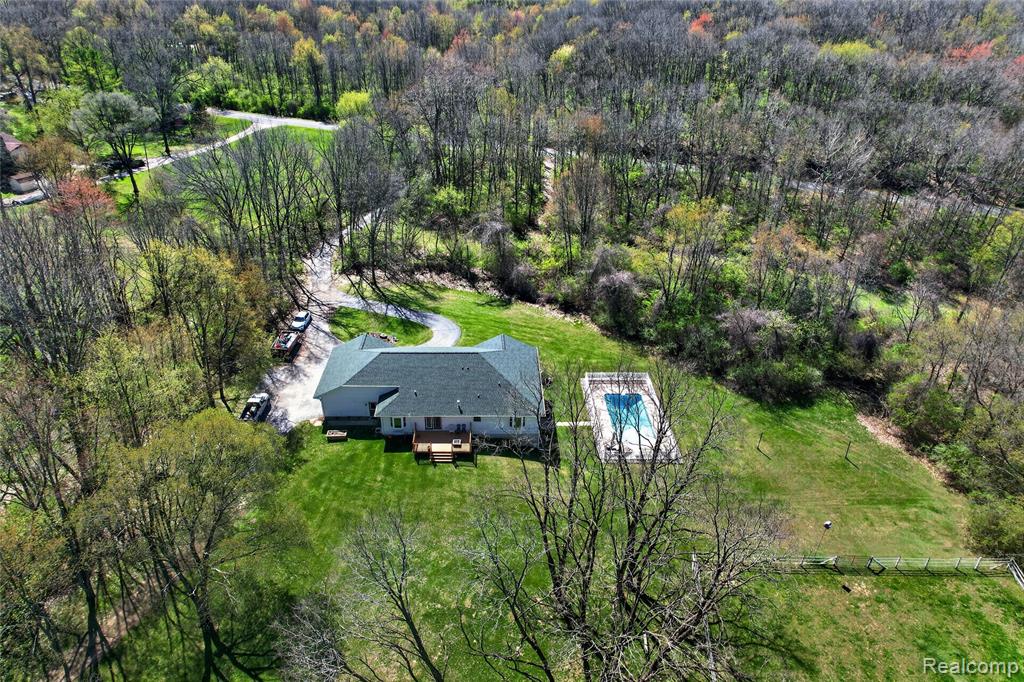 7233 Hague Avenue, Jackson, MI 49201 — Photo 49