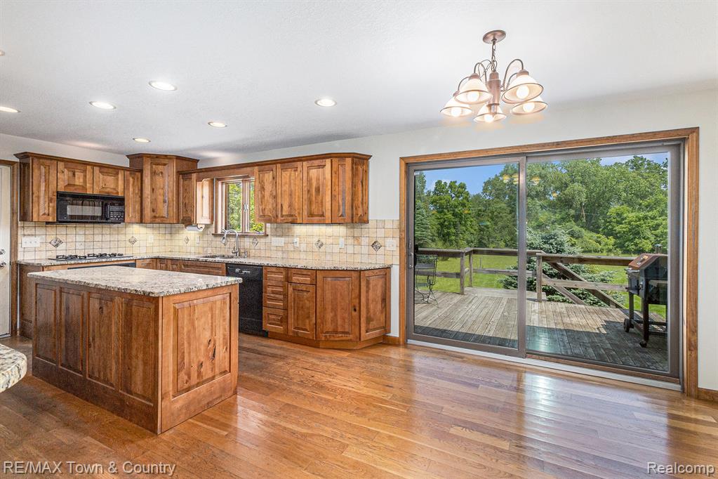 7346 Potter Road, Flushing, MI 48433 — Photo 13