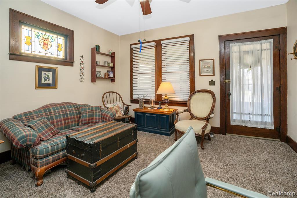 8675 Canal Road, Sterling Heights, MI 48314 — Photo 6