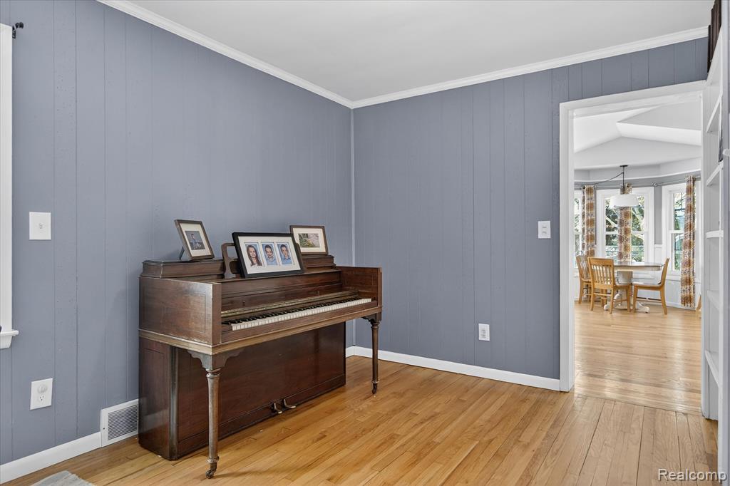 3 Adams Lane, Dearborn, MI 48120 — Photo 21