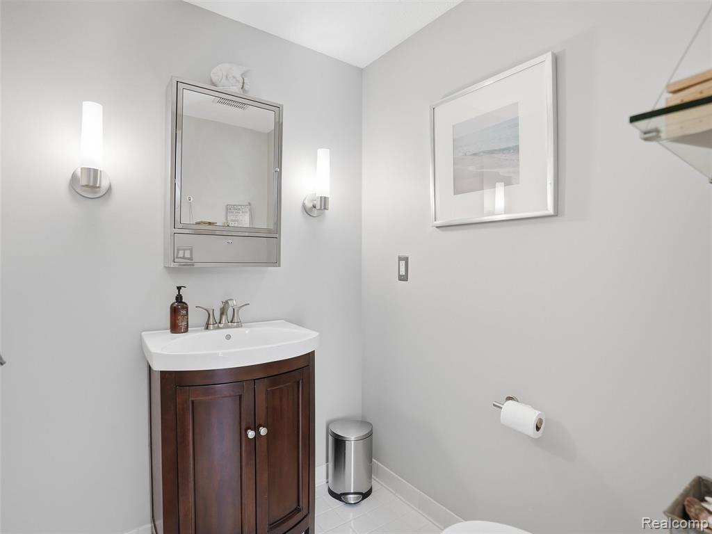 4965 Grover Drive, Brighton, MI 48116 — Photo 9