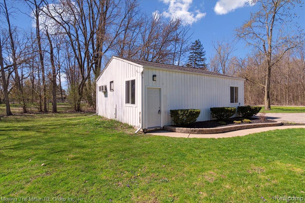 5885 JUSTINE Street, Van Buren, MI 48111 — Photo 39