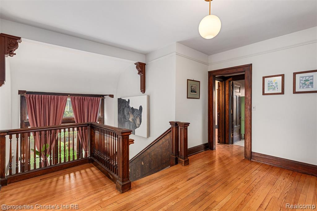 36 Longfellow Street, Detroit, MI 48202 — Photo 36