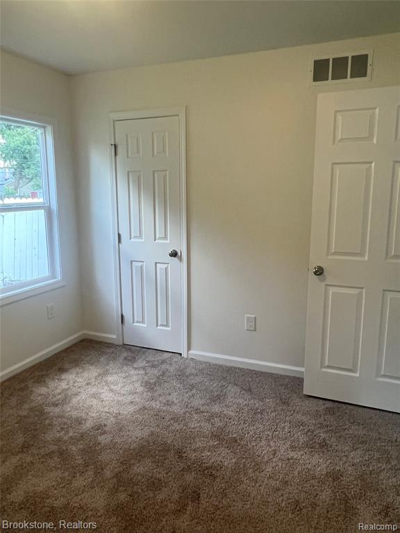 7069 Orchard Avenue, Warren, MI 48091 — Photo 12