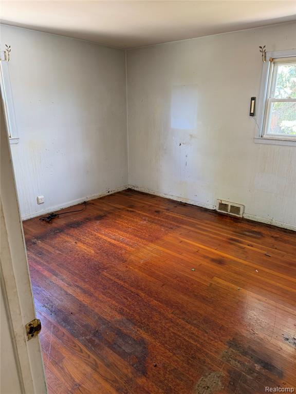 1716 Myron Avenue, Lincoln Park, MI 48146 — Photo 8