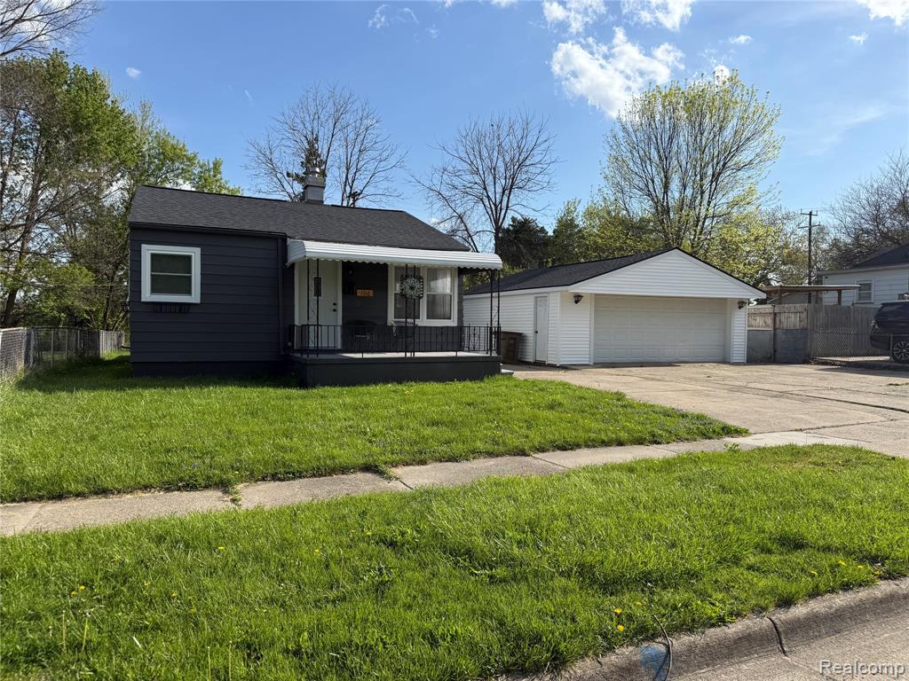 106 E Hopkins Avenue, Pontiac, MI 48340 — Photo 3