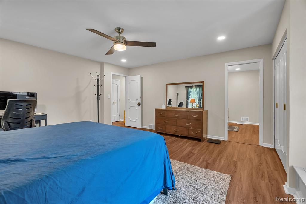 1853 W Bend Drive, Bloomfield, MI 48302 — Photo 31