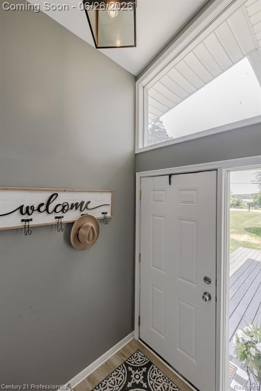 500 Neptune Drive, Ortonville, MI 48462 — Photo 9