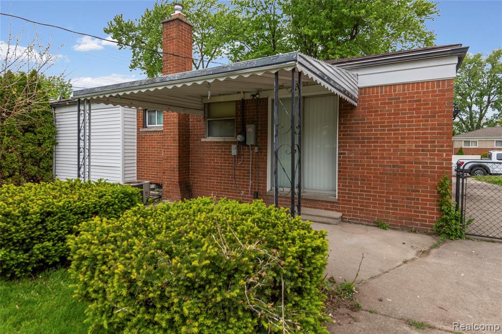 7218 Superior, Center Line, MI 48015 — Photo 24