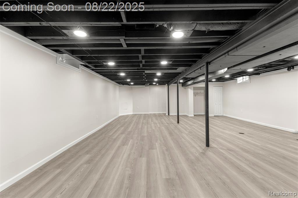 7001 Belton ST Street, Garden City, MI — Photo 30