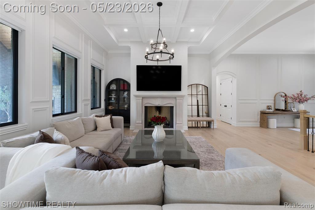 4805 Woodland Hills Drive, Rochester, MI 48306 — Photo 12