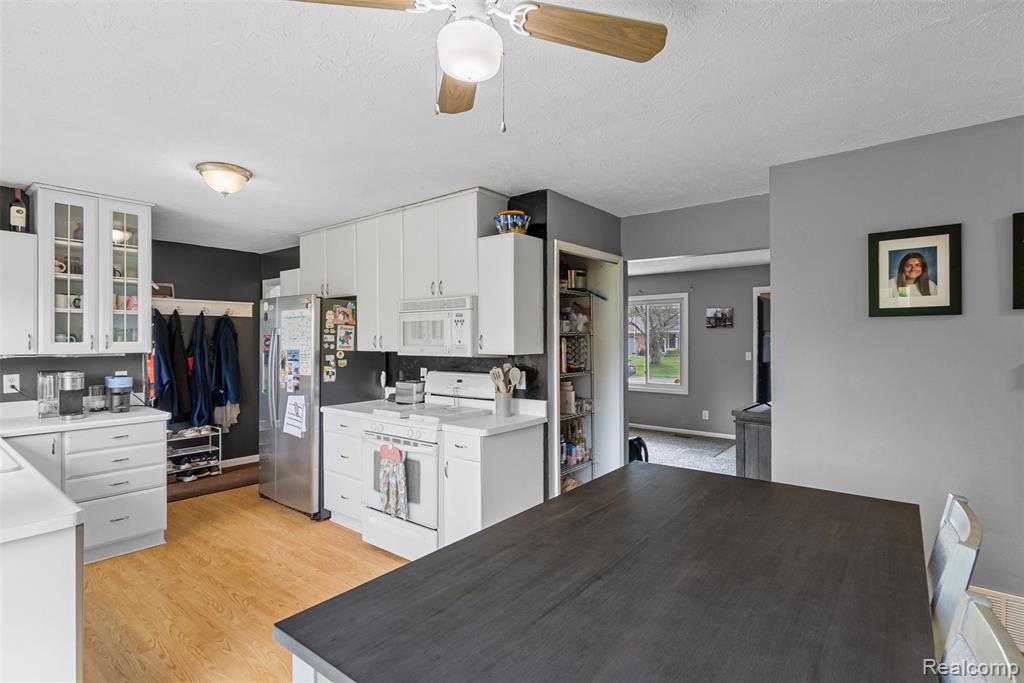 5236 Old Franklin Road, Grand Blanc, MI 48439 — Photo 12