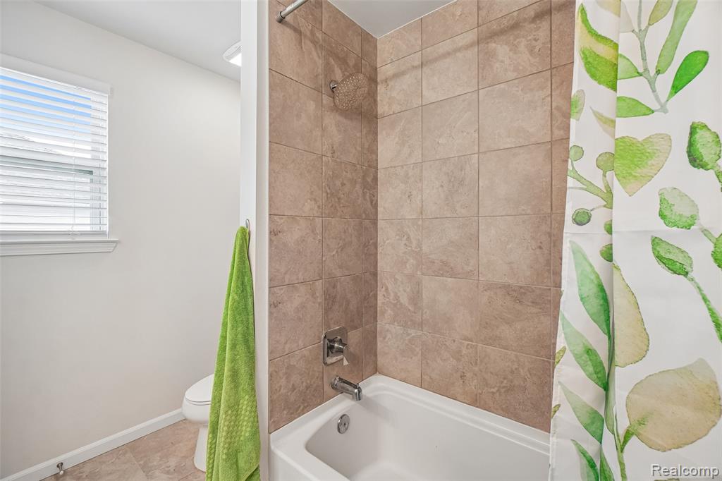53217 Bay Laurel Lane, South Lyon, MI 48178 — Photo 44