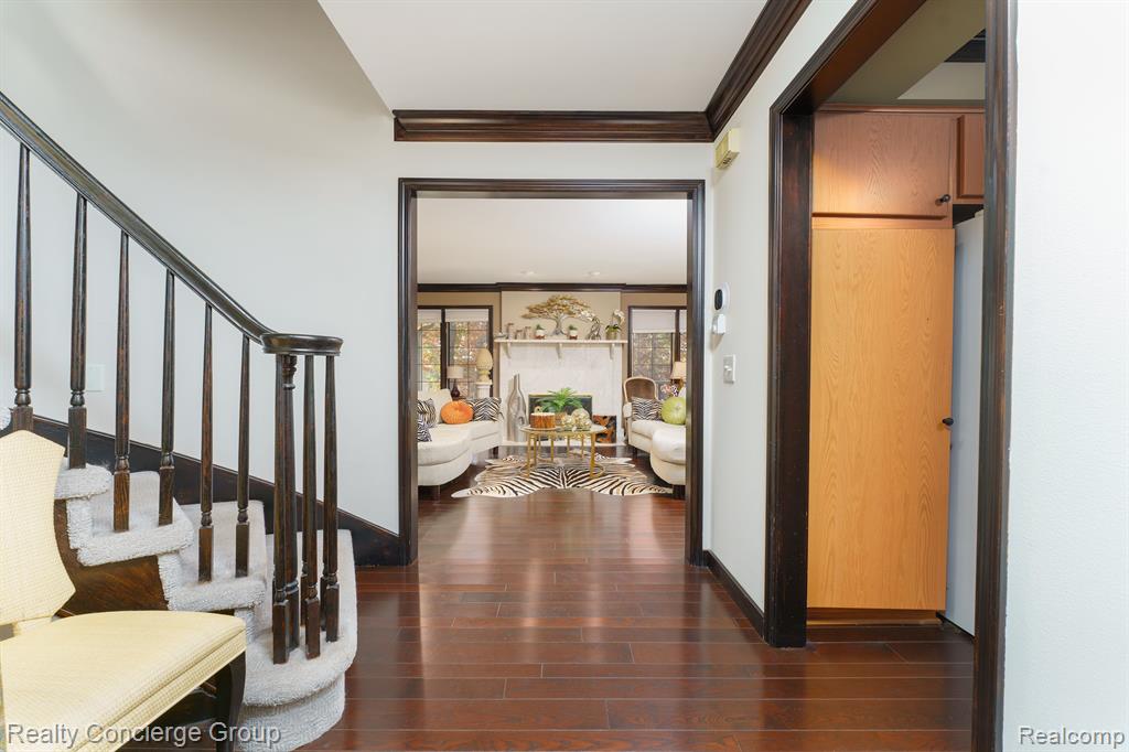 4526 GOLF VIEW Drive, Brighton, MI 48116 — Photo 8