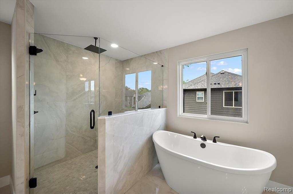 24318 Tullymore Drive, Macomb, MI 48042 — Photo 62