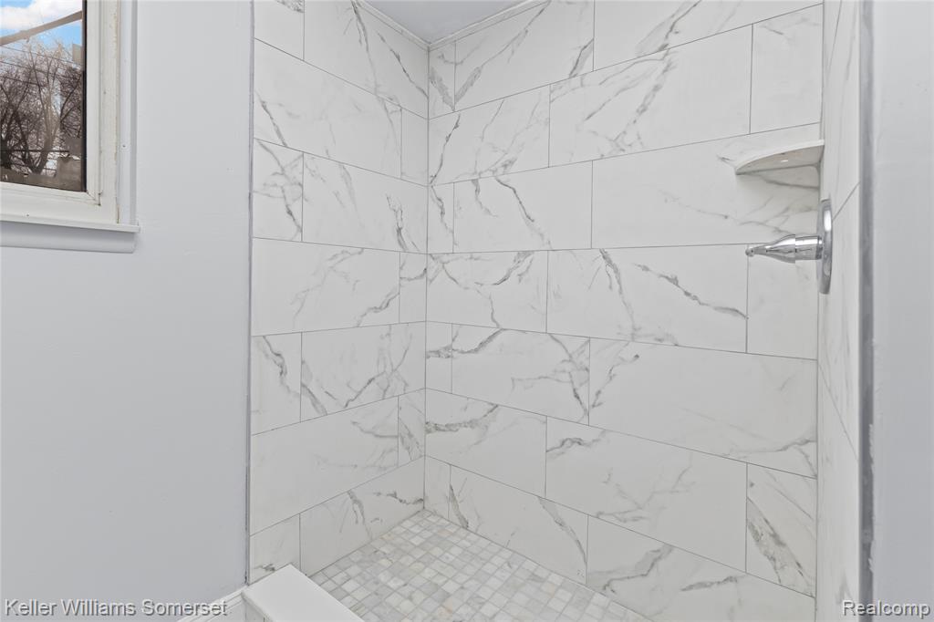4345 Crooks Road, 26, Royal Oak, MI 48073 — Photo 22