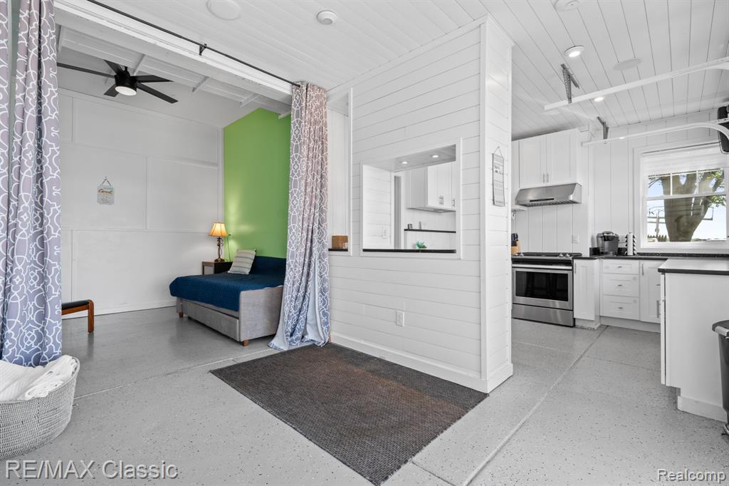 11478 E Shore Drive, Whitmore Lake, MI 48189 — Photo 19