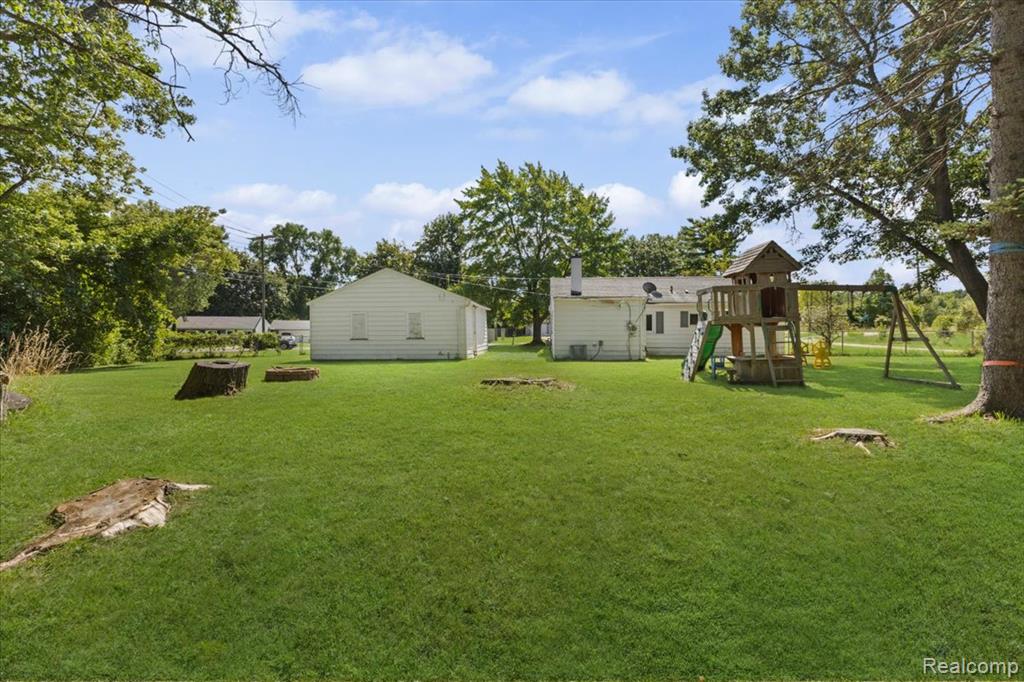 7096 Tappon Drive, Clarkston, MI — Photo 15