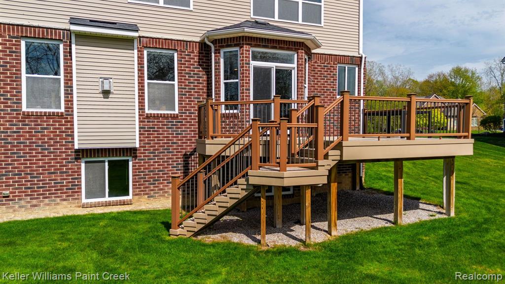 894 Wynstone Circle N, Oakland, MI — Photo 9