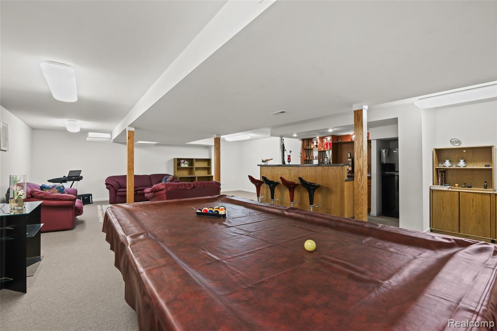 6034 Beachwood Drive, West Bloomfield, MI 48324 — Photo 29