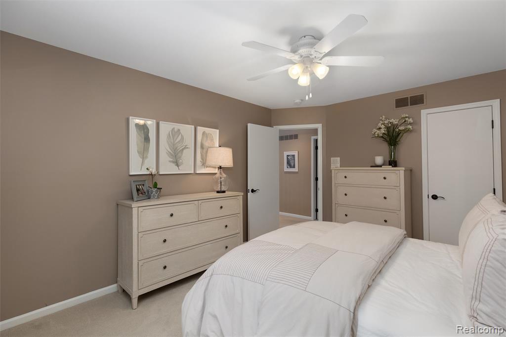 49474 Pine Ridge Court, Plymouth, MI 48170 — Photo 29