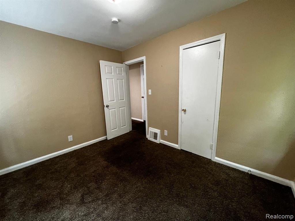 8260 COYLE Street, Detroit, MI 48228 — Photo 6