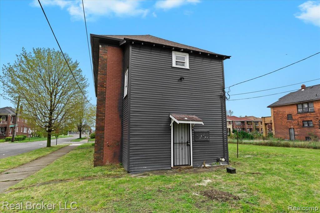 4204 CLEMENTS Street, Detroit, MI 48238 — Photo 19