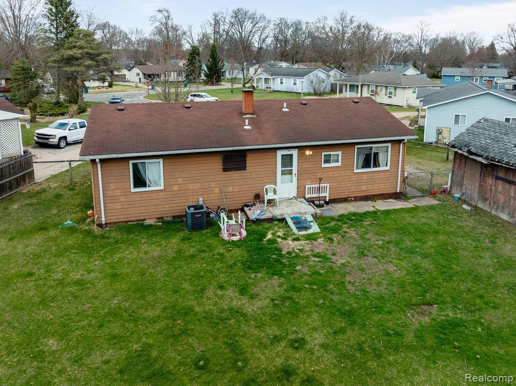 333 FAIRFIELD, Holly, MI 48442 — Photo 21