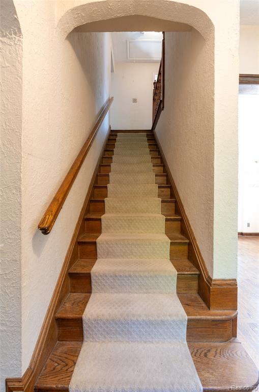 1481 Oxford Road, Grosse Pointe Woods, MI 48236 — Photo 15