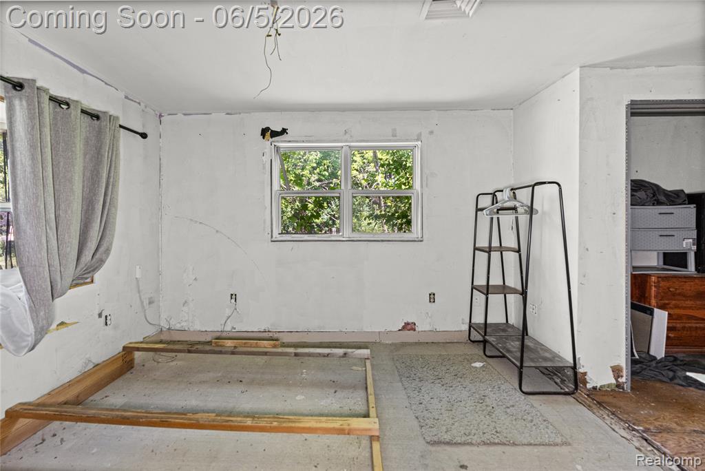 6343 Humphrey Avenue, Flushing, MI 48433 — Photo 9