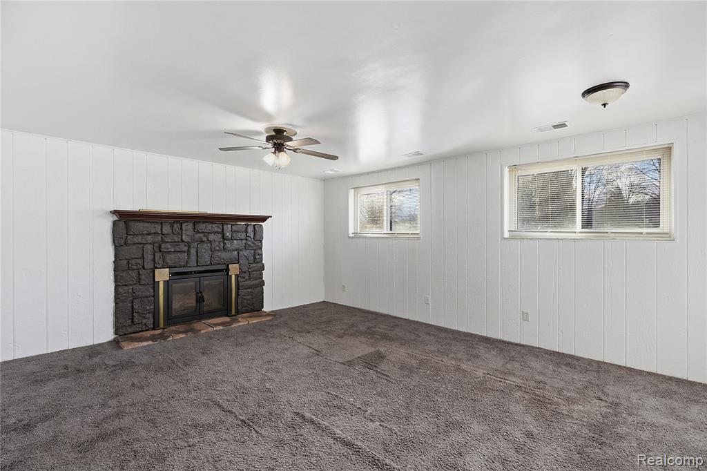 6230 Barker Drive, Waterford, MI 48329 — Photo 15