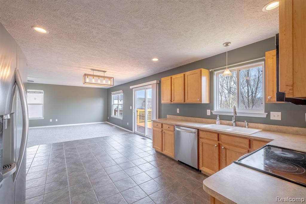 618 RUSTIC Trail, Linden, MI 48451 — Photo 7