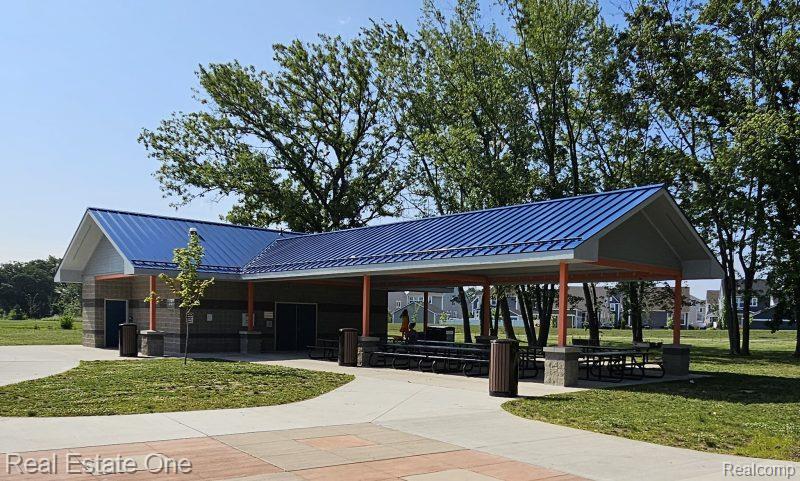 4605 Rosewold Avenue, Royal Oak, MI 48073 — Photo 35