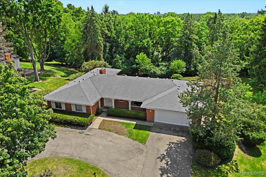 4401 Chisholm Trail Trail, Bloomfield Hills, MI 48301 — Photo 28